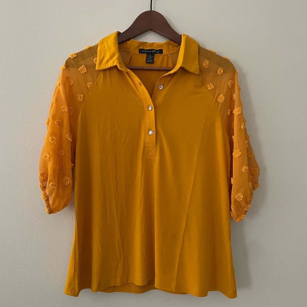 Mustard Yellow Blouse Top Sheer Sleeves Textured Floral Accents, Women’s L